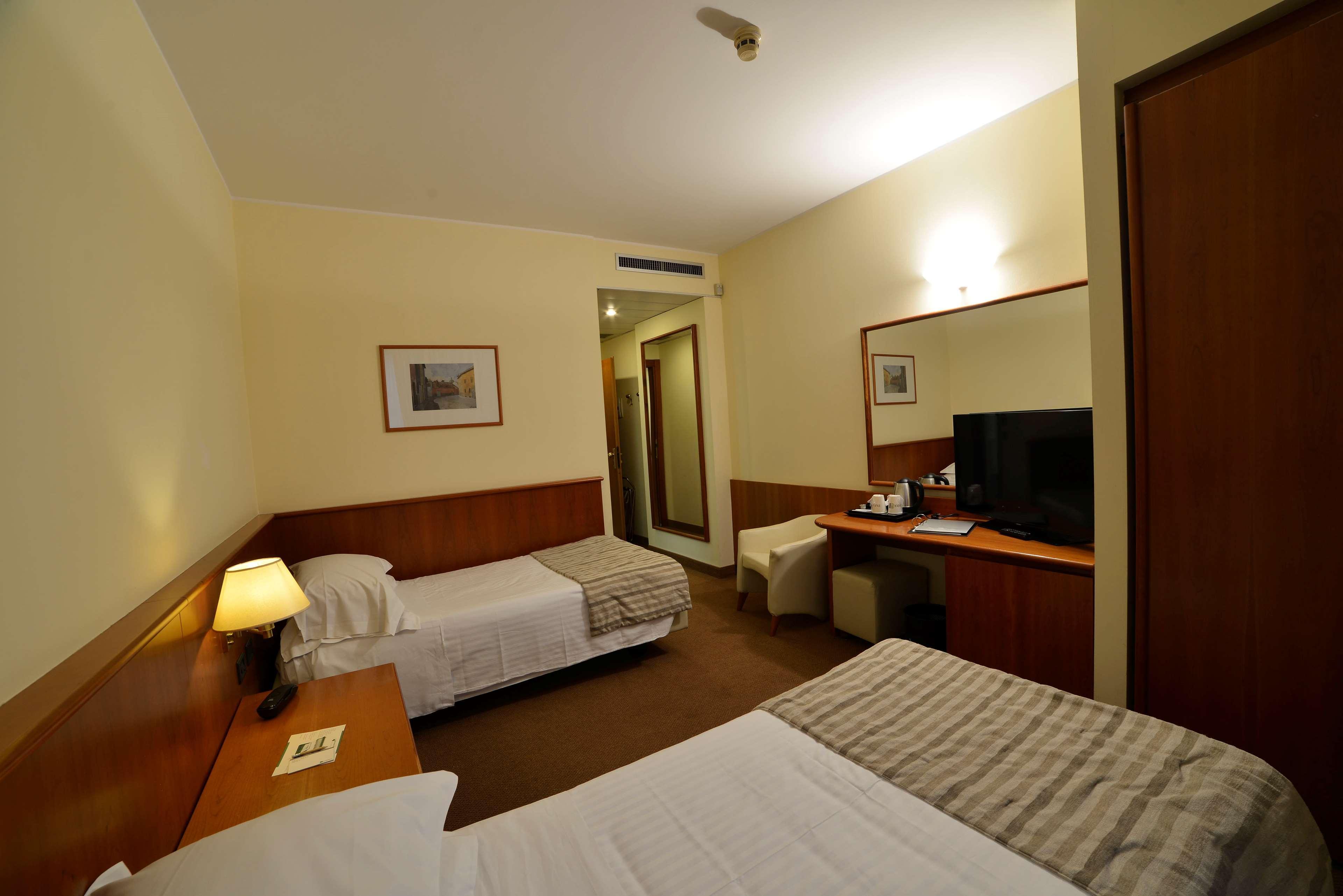 Best Western Park Hotel Piacenza Esterno foto