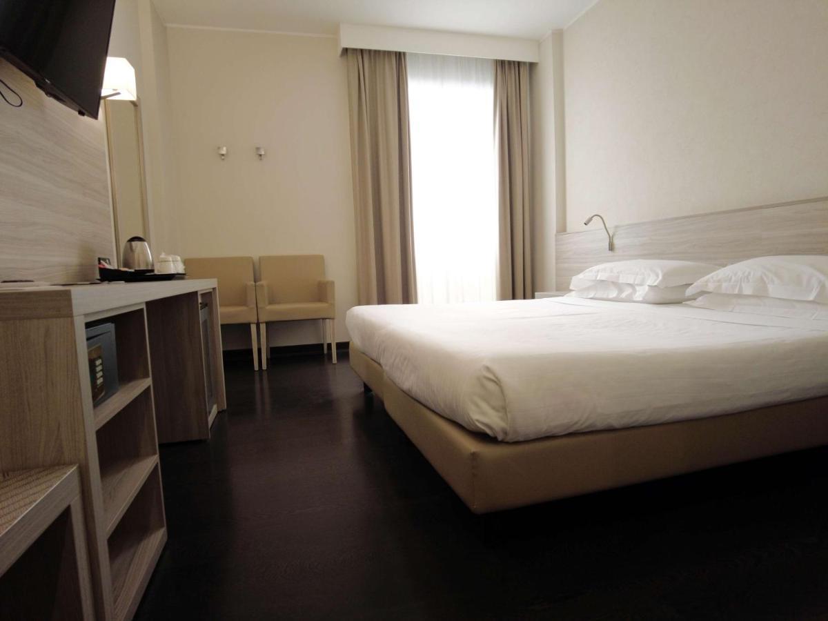 Best Western Park Hotel Piacenza Esterno foto