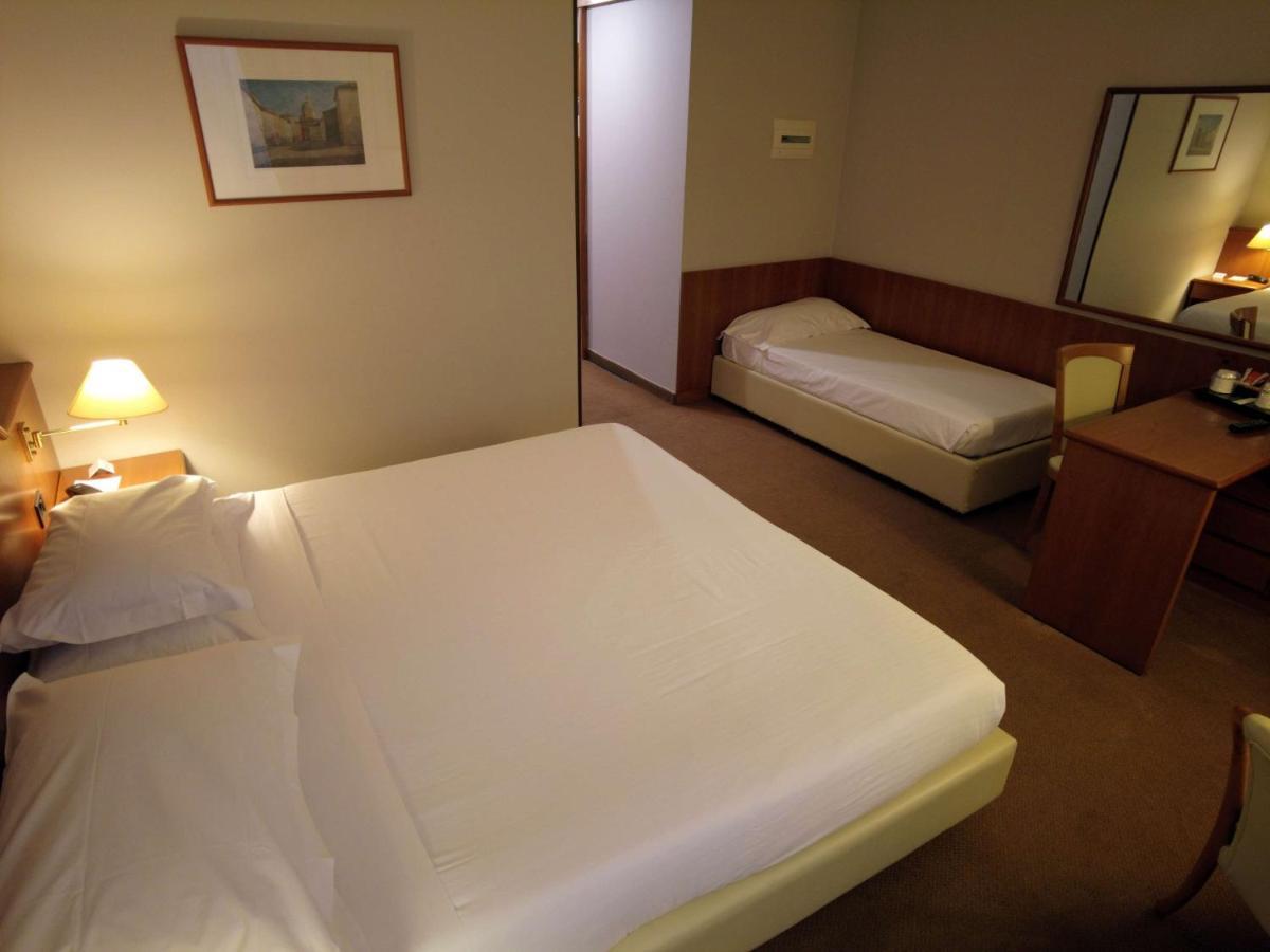 Best Western Park Hotel Piacenza Esterno foto