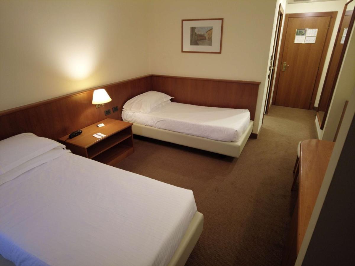 Best Western Park Hotel Piacenza Esterno foto