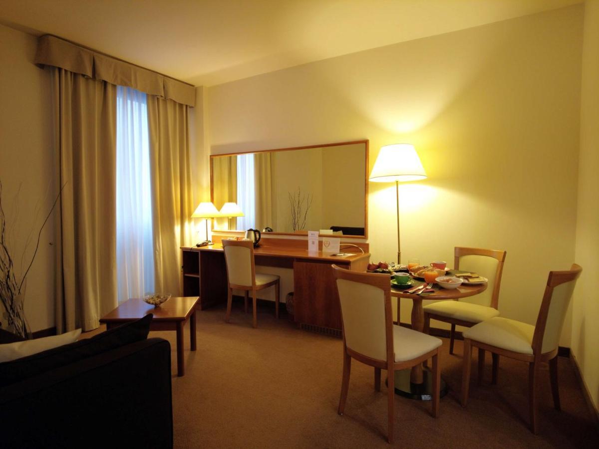 Best Western Park Hotel Piacenza Esterno foto