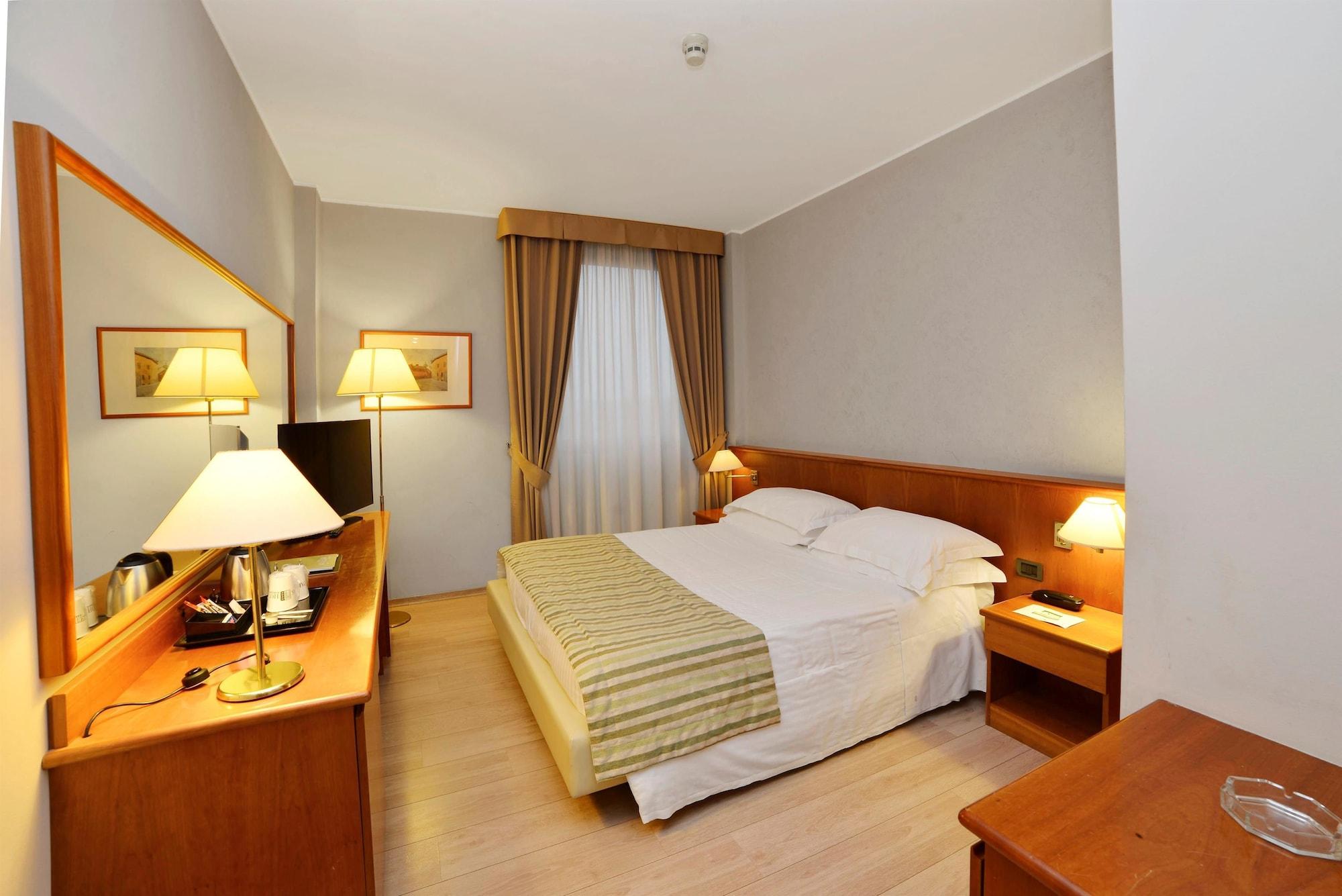 Best Western Park Hotel Piacenza Esterno foto