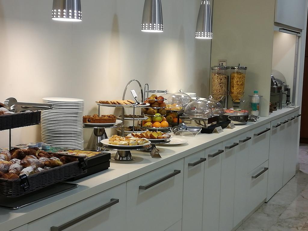 Best Western Park Hotel Piacenza Esterno foto