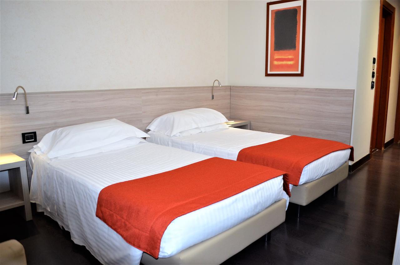 Best Western Park Hotel Piacenza Esterno foto