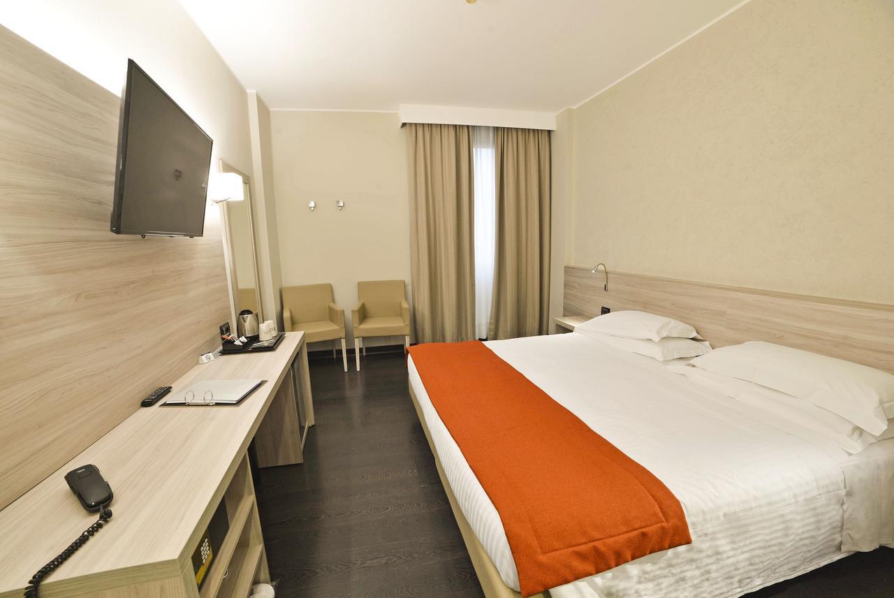 Best Western Park Hotel Piacenza Esterno foto